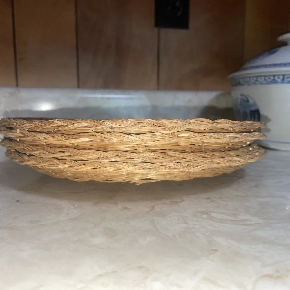 Set‎ Of Four Vintage Rattan Reed Wicker Plate Holders